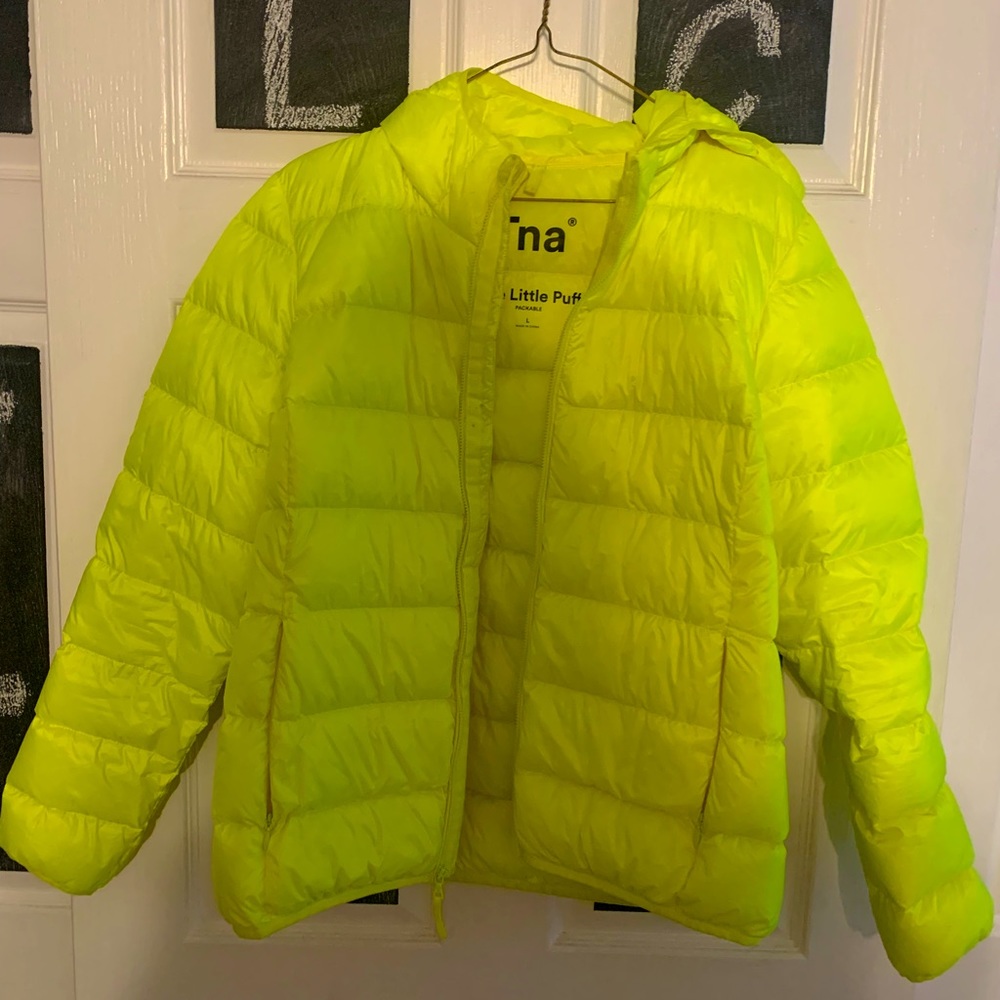 Aritzia TNA Little Puff Jacket